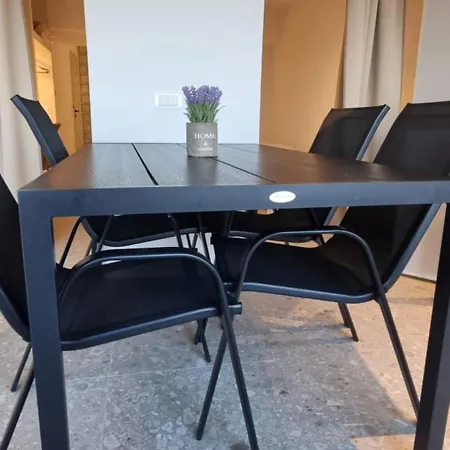 Lekas Проживание в семье