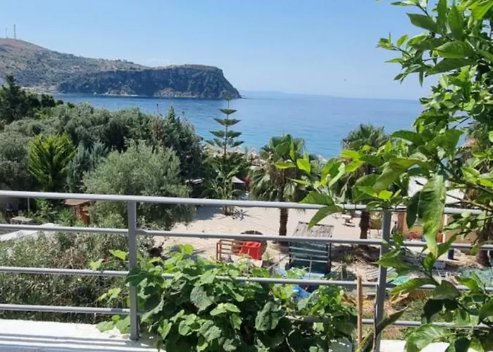 民宿 Lekas 希马拉