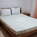 Lekas Privatunterkunft